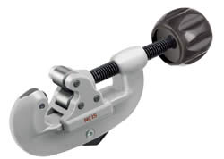 Product image for RIDGID 32920 3/16-IN THRU 1-1/8-IN TUBING CUTTER