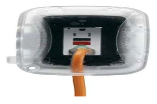 NA WP5100C Extra-Duty Plastic In-Use Weatherproof Cover, Single-Gang, Vrt/Hrz, 2.75" Clear