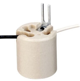 LEV 8052-1 LEV PORCELAIN LAMPHOLDER MED BASE