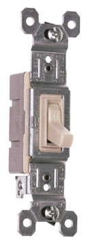 Pass & Seymour 660LAG Trademaster Grounding Toggle Switch, Light Almond