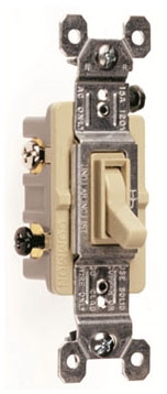 Pass & Seymour 663IG Trademaster Grounding Toggle Switch, Ivory