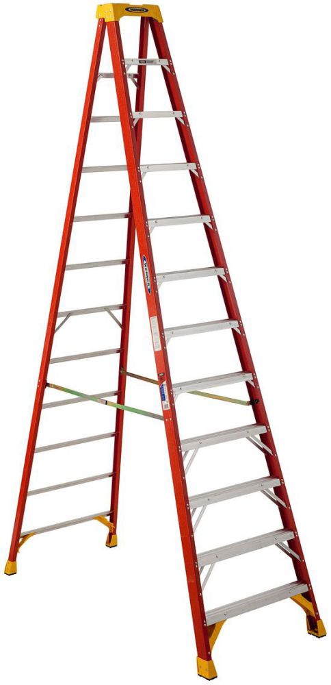WER 6212 WERNER FIBERGLASS STEPLADDER 12' TYPE IA