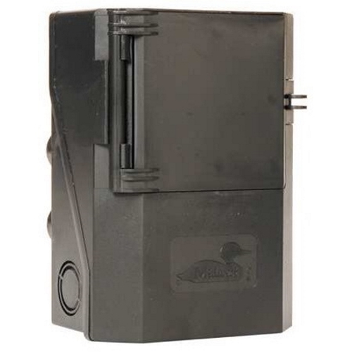 Product image for Midwest P035F Non-Metallic Fusible AC Disconnect, 30A 120/240V 3hp, 6" x 8" Cabinet Size