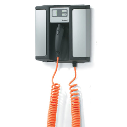 Product image for Legrand|Pass & Seymour L2EVSE16 Level 2 Electric Vehicle Charging Station, 3.8kW, 16A 240V