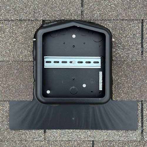 Product image for SolaDeck 0799-5B Flashed Combiner / Passthrough Box, UL50 Type-3R Enclosure, 5-Position Ground Block, for Comp/Cedar Shake Roofs - BLACK