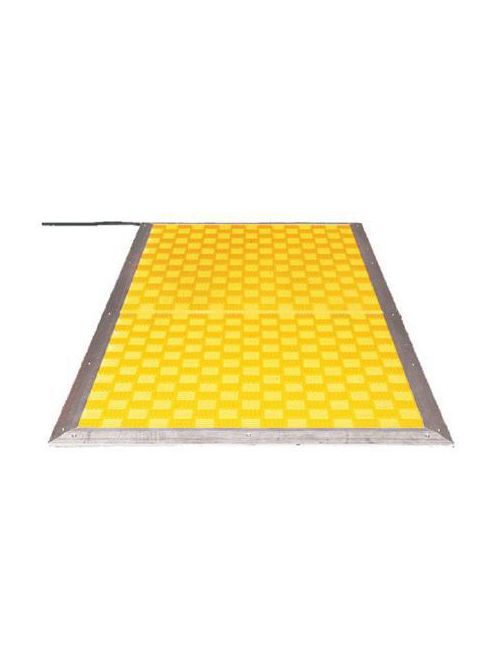 Product image for Mat safety yellow 4.5m cable 20x30mm