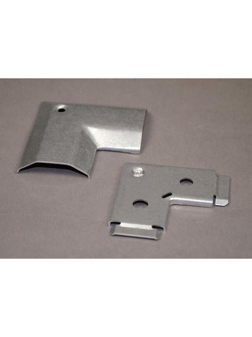 Wiremold 1511 2-5/8" Galvanized Steel 1-Channel Overfloor Raceway 90 Degrees Flat Elbow Wiremold 1511 2-5/8" Galvanized Steel 1-Channel Overfloor Raceway 90 Degrees Flat Elbow