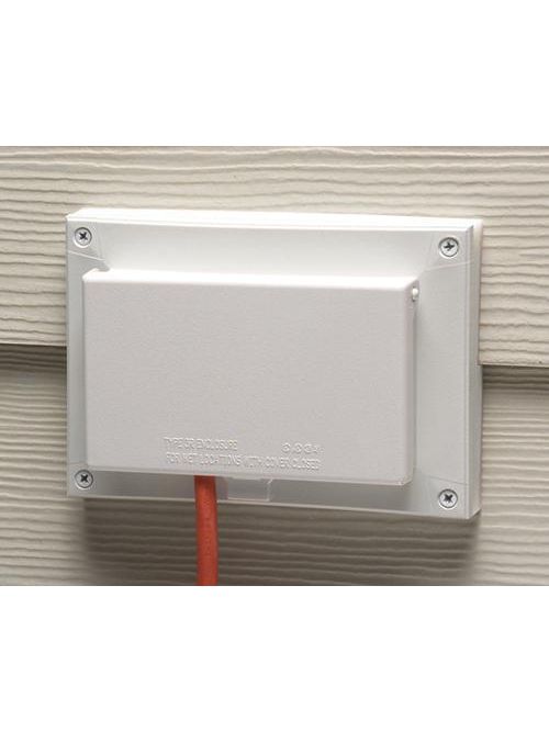 Arlington DBHR141C Horizontal Clear Weatherproof Box for 1/2 Inch Lap Arlington DBHR141C Horizontal Clear Weatherproof Box for 1/2 Inch Lap
