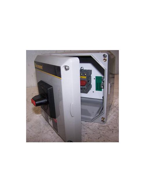 Product image for Eaton Bussmann ENF32P3PBJ 3-Pole 40 Amp 600 Volt Disconnect Switch